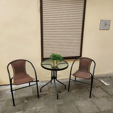 Pearl Of The Old Town