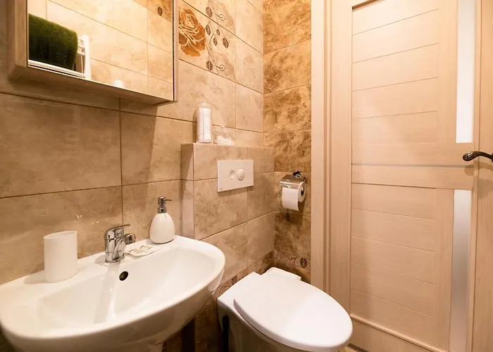 Pearl Of The Old Town *