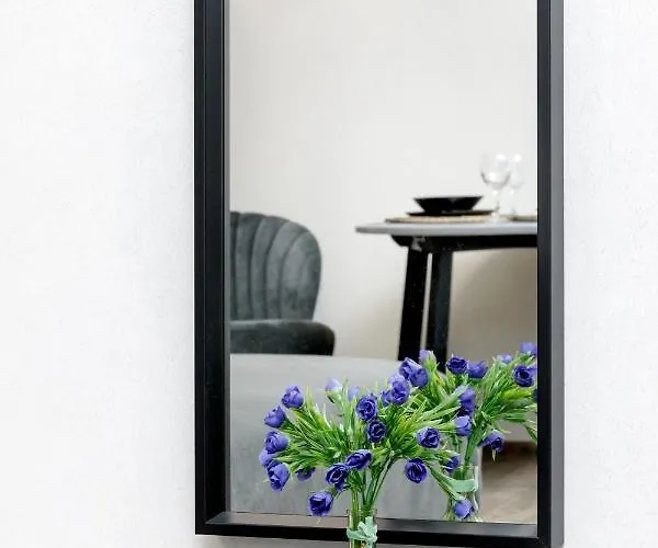 Pearl Of The Old Town